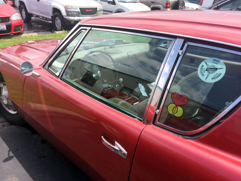 Illustration for article titled Avanti Sighting In Local Parking Lot